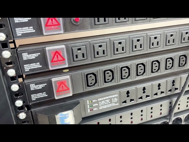 垂直アルミニウムPDU 12ウェイ EU/シュコ PDU ブラック 19インチ 水平 6ウェイ 8アウトレット シュコ ドイツタイプ 電源分配ユニット ITネットワークキャビネット スマートソケット PDU スイッチ付き 3x1.5mm² 2M ロング